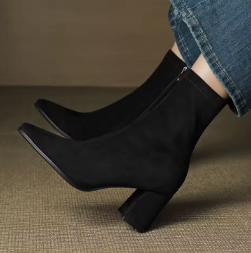 Tylia Botas de Camurça Legítima – Elegância para o Dia a Dia